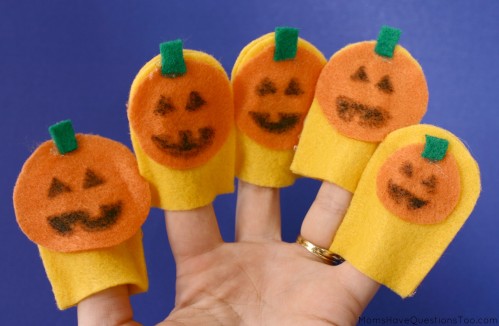 Make Halloween finger puppets with this free printable template! Use for storytelling to develop creativity.