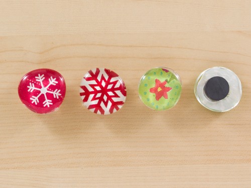 7 Ways to Use Wrapping Paper Scraps -- Moms Have Questions Too