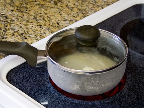 Cooking for College Students -- How to Make Rice -- Moms Have Questions Too