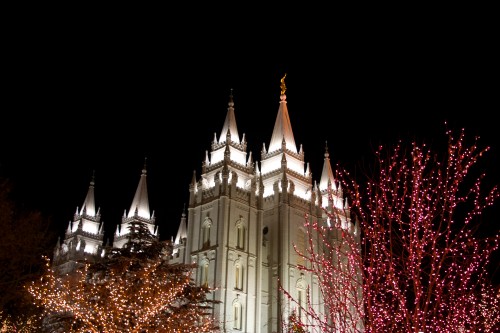 See the Lights at Temple Square -- Moms Have Questions Too