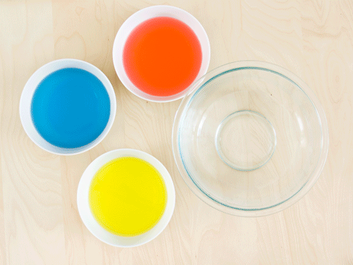 Toddler Color Games Ice Cube Color Mixing -- Moms Have Questions Too