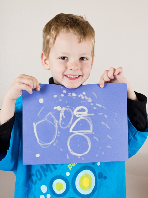 Winter Preschool Activity - Bleach Snowfall Craft -- Moms Have Questions Too