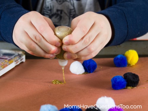 Preschool Craft Idea - Choose Your Own Supplies -- Moms Have Questions Too