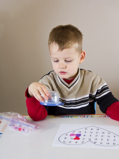 Valentine's Day Sticker and Dice Game for Preschool -- Moms Have Questions Too