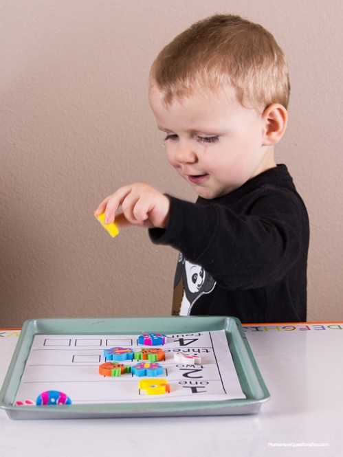 Counting Printable - Easter Themed Tot School Trays -- Moms Have Questions Too