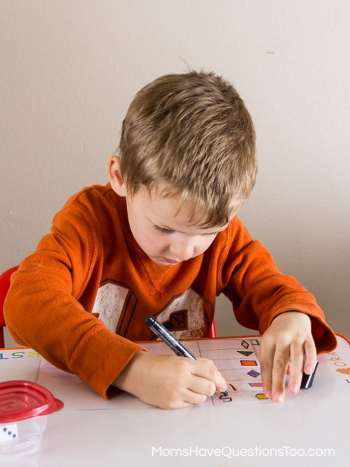 Pattern Blocks Pre-Addition Math Activity - Moms Have Questions Too