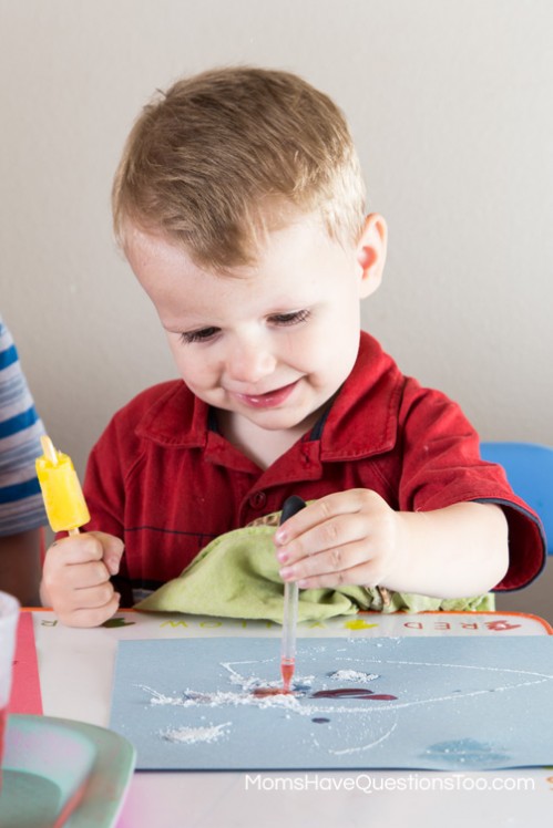 Painting Salt and Glue Fireworks - 5 Crafts for the 4th of July www.momshavequestionstoo.com