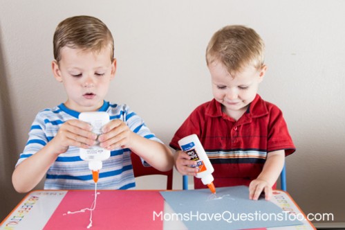 Salt and Glue Fireworks - 5 Crafts for the 4th of July www.momshavequestionstoo.com