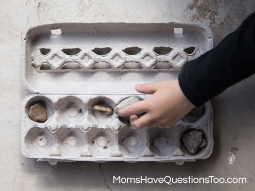 Use an egg carton and start a rock collection with your toddler or preschooler www.momshavequestionstoo.com