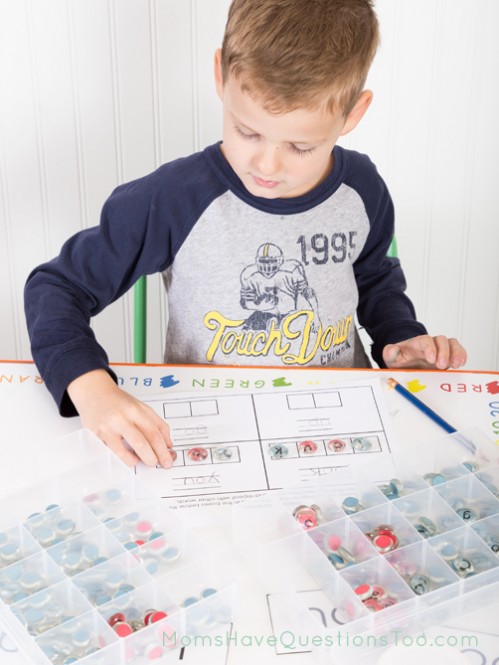 DIY Montessori being used with the sight word curriculum - Moms Have Questions Too
