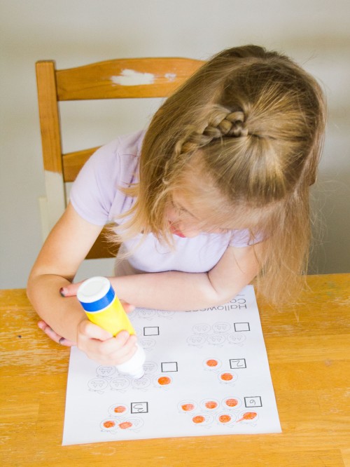 Halloween Counting Do-a-dot Marker Activity