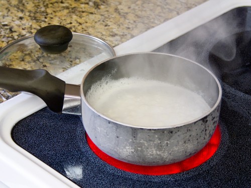 Cooking for College Students -- How to Make Rice -- Moms Have Questions Too