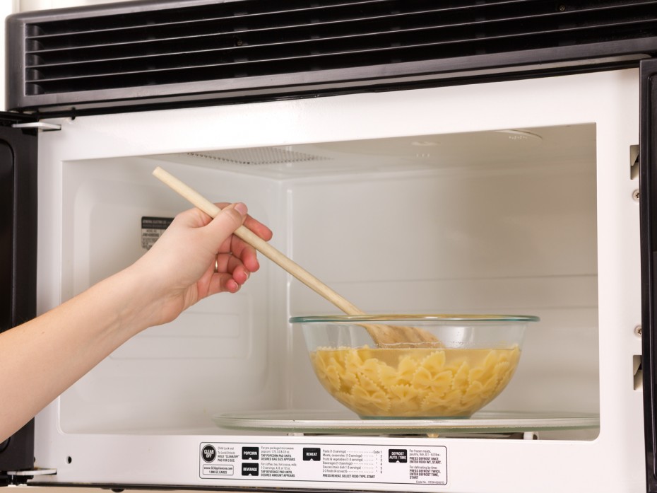 How to cook pasta in the microwave moms have questions too