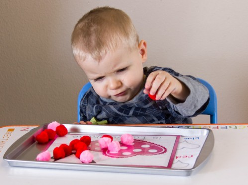 Valentine Themed Tot School Trays -- Moms Have Questions Too