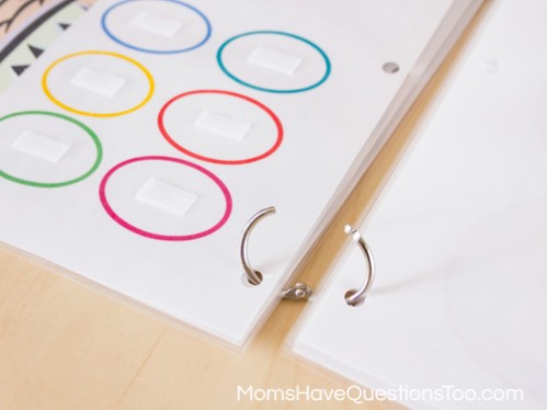 Free printable shape quiet book from Moms Have Questions Too - A great way for children to start learning shapes!