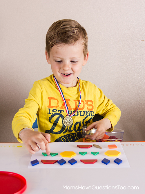 Making Patterns with Pattern Blocks for Preschoolers Moms Have