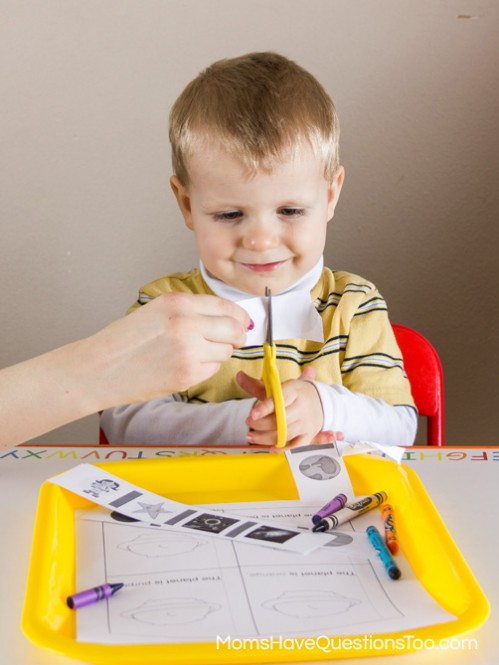 Space Printables - Space Themed Tot School Trays - Moms Have Questions Too