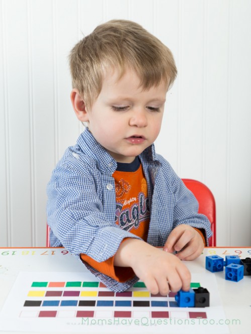 Fun activity with free printable to teach patterns using math cubes - Moms Have Questions Too