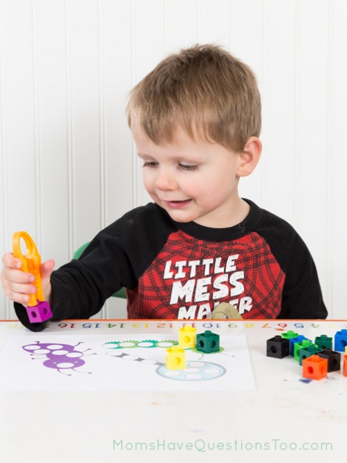 Children Plastic Tweezer Toys Experiment